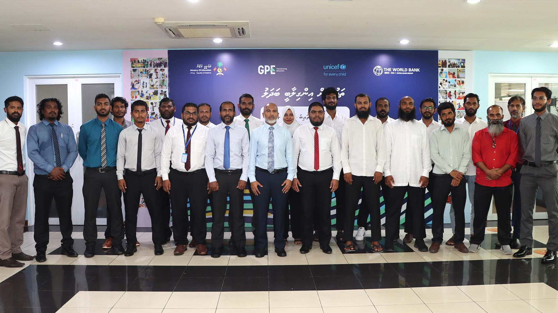 ތަޢުލީމީ ގުޅުމުގެ ފުޓްސެލް ޓީމަށް ޖަރޒީ ހަވާލުކުރުން